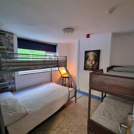 First And Last Youth Hostel Дувър Екстериор снимка