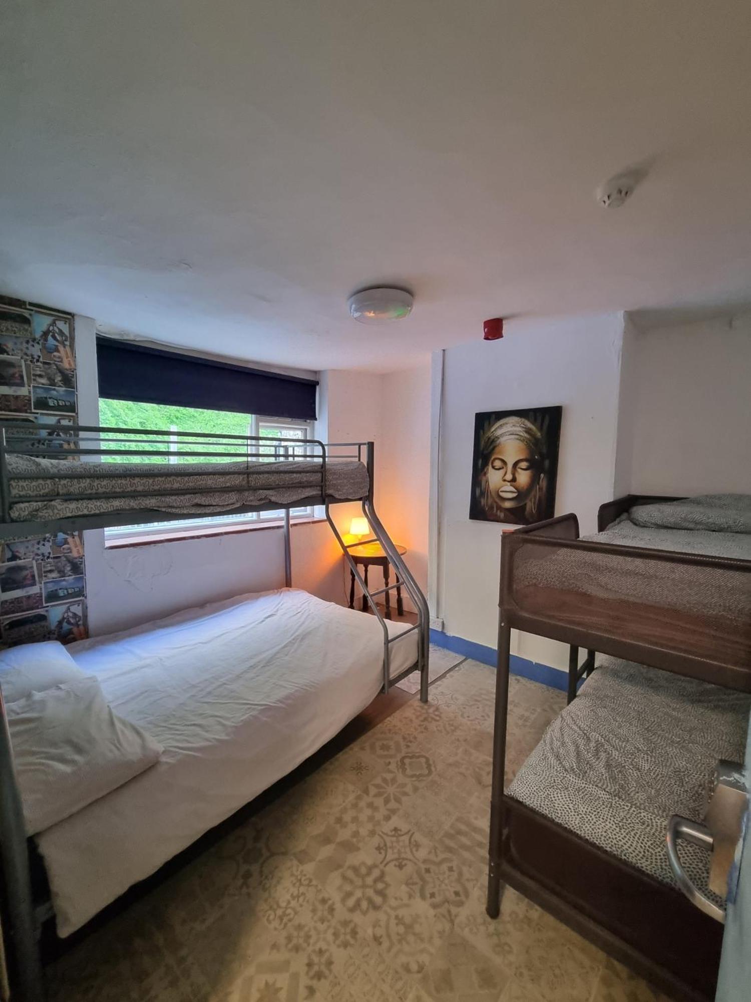 First And Last Youth Hostel Дувър Екстериор снимка
